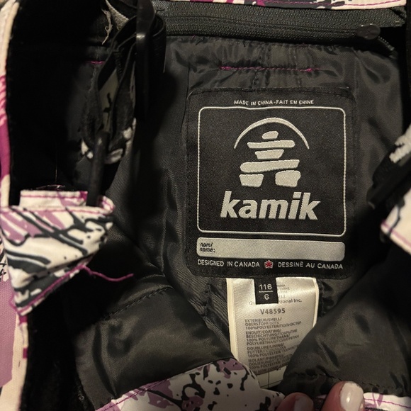 Snowpants - Picture 3 of 5